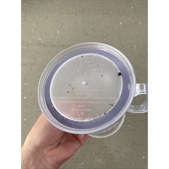 Butterbeer Plastic Mug Universal Studios The Wizarding World of Harry Potter - Picture 4 of 4